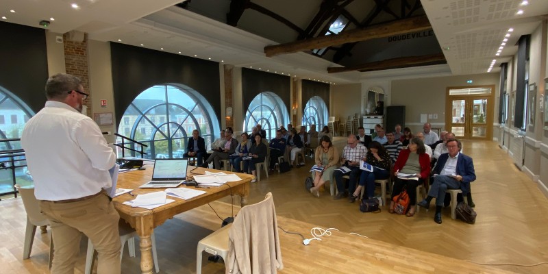 Réunion de synthèse des ateliers pour le Projet d'Aménagement Stratégique du SCoT Plateau de Caux Maritime